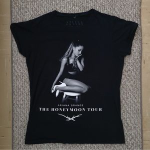 2015 (Vintage?) Ariana Grande Honeymoon tour shirt